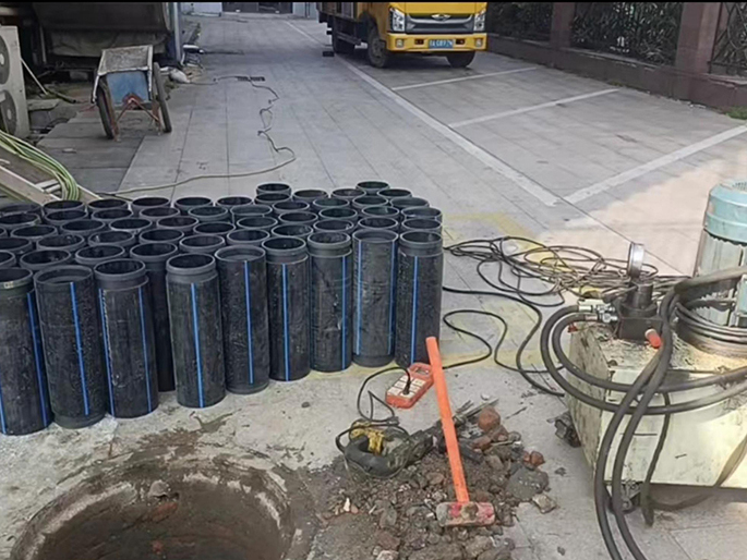 武陵PE置换管厂家 DN315置换管 非开挖管短管置换